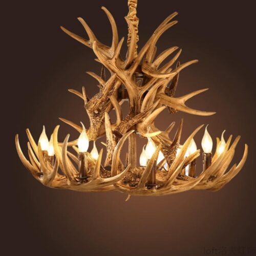 Lustre en bois de cerf