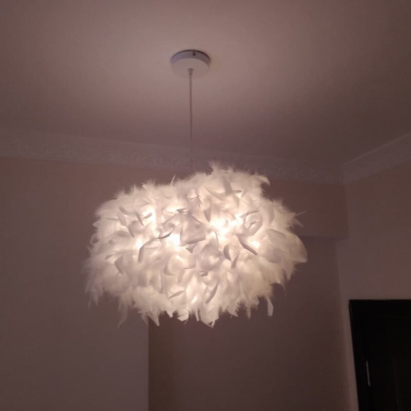Lustre blanc plume – Image 2